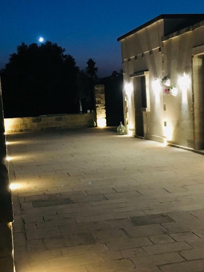 メレンドゥーニョ Le Tre Colonne Bed & Breakfast エクステリア 写真